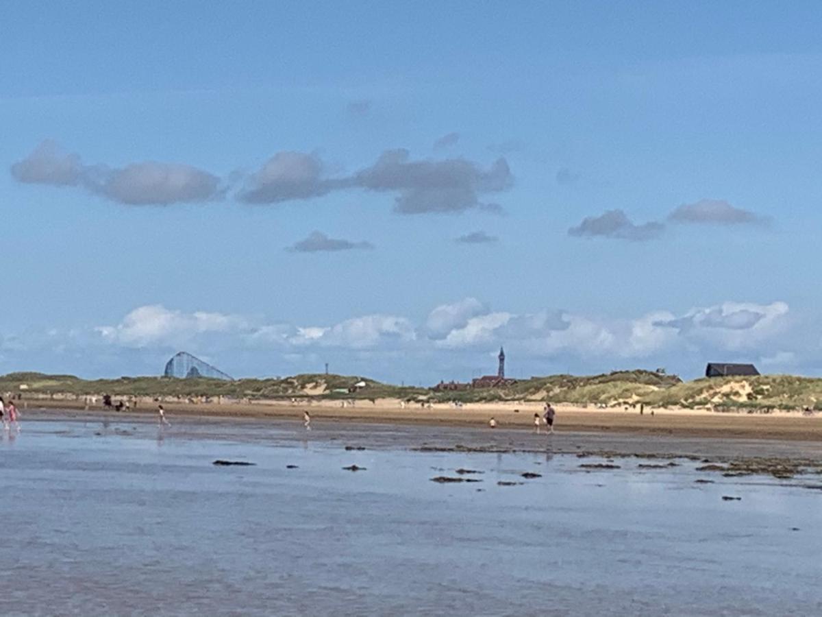 Beach Lookout - Sea Views Lytham St Annes Eksteriør billede